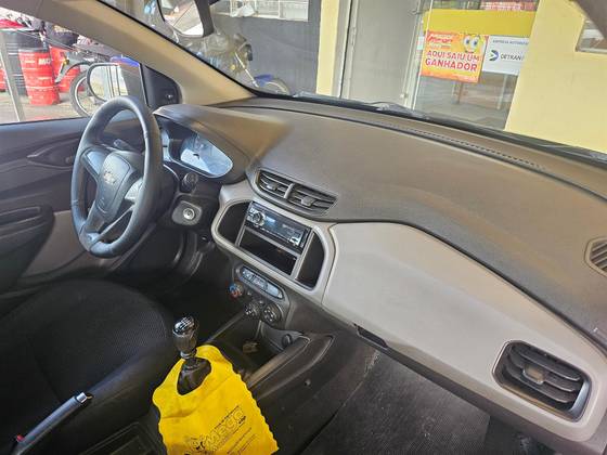CHEVROLET ONIX 1.0 MPFI JOY 8V FLEX 4P MANUAL
